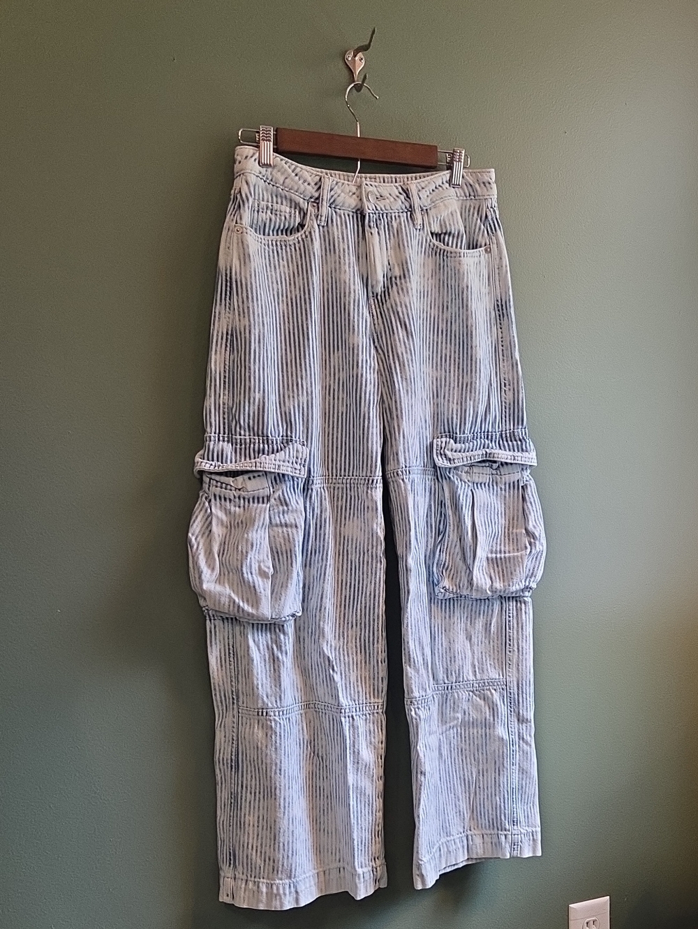wild fable Blue-Striped Cargo Wide-Leg Jeans